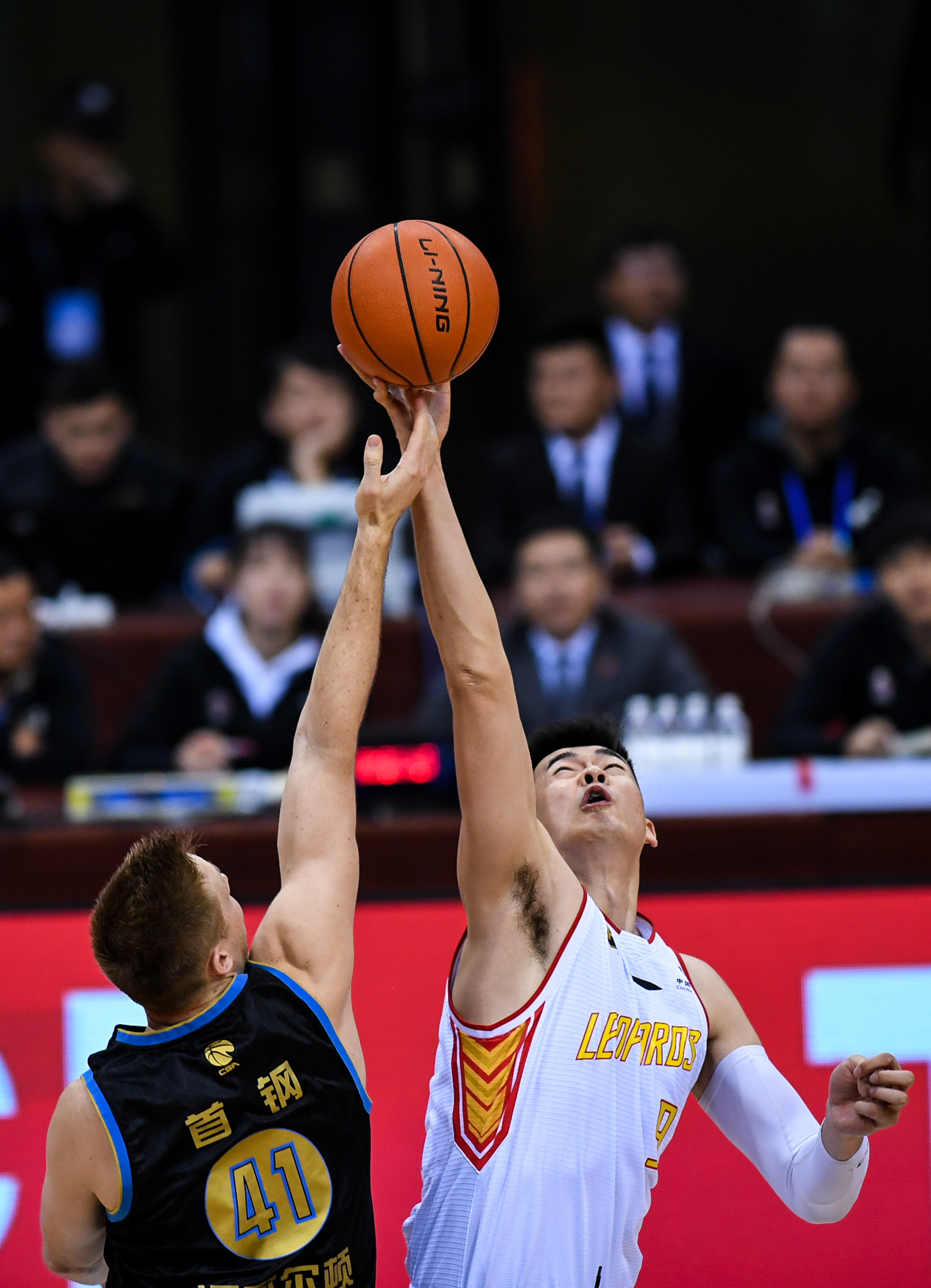 意媒：国米正在关注法兰克福的二号门将考阿-桑托斯