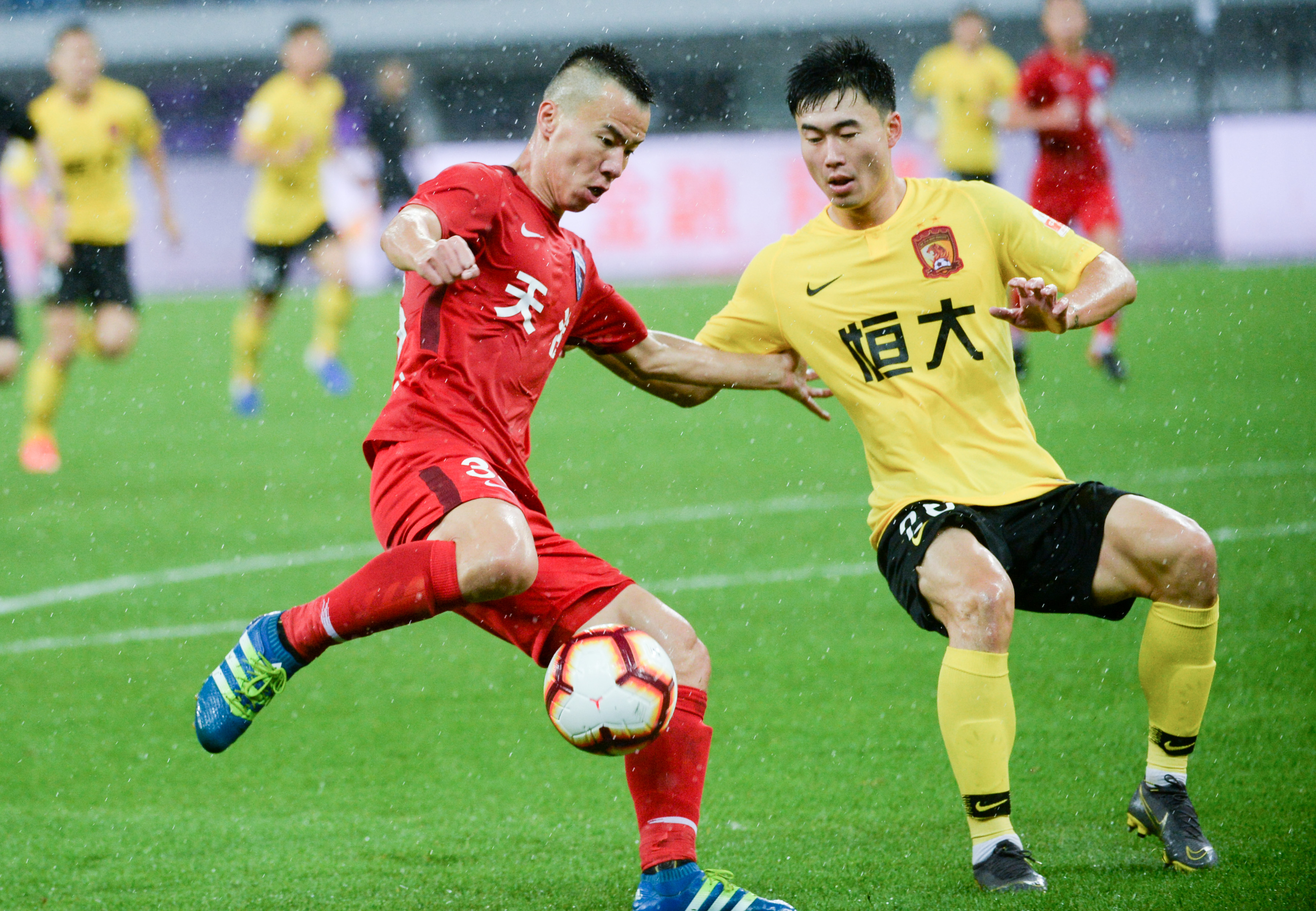 [图]东契奇空砍30+5+11詹姆斯17分 湖人惨败活塞