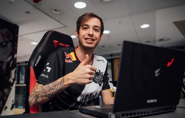 Bilibili Gaming 官方公告： Fury 立即辞去教练职务