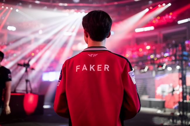 CSGO Blast春决：EG惨遭翻盘